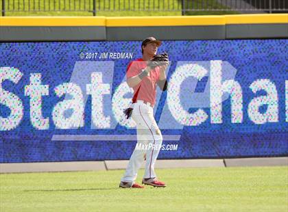 Thumbnail 3 in Big Sandy vs. Muenster (UIL 2A Final) photogallery.