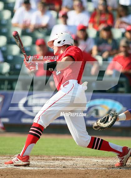 Thumbnail 2 in Big Sandy vs. Muenster (UIL 2A Final) photogallery.