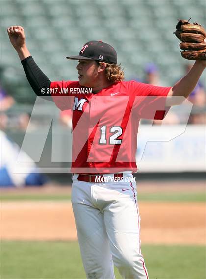 Thumbnail 3 in Big Sandy vs. Muenster (UIL 2A Final) photogallery.