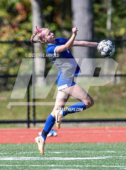 Thumbnail 1 in Massabesic @ Kennebunk photogallery.
