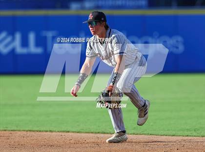 Thumbnail 1 in Grapevine vs. Rouse (UIL 5A Baseball Semifinal) photogallery.