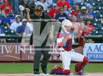 Thumbnail 2 in Grapevine vs. Rouse (UIL 5A Baseball Semifinal) photogallery.