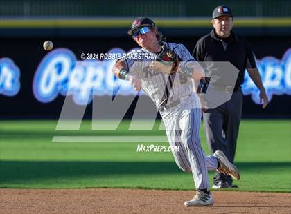 Thumbnail 3 in Grapevine vs. Rouse (UIL 5A Baseball Semifinal) photogallery.