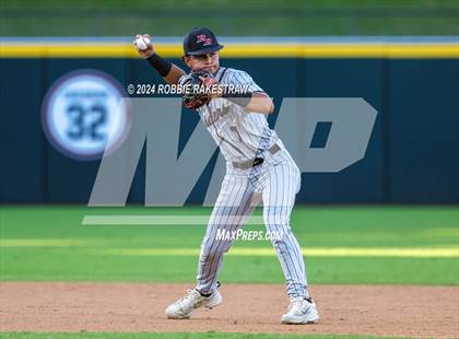 Thumbnail 3 in Grapevine vs. Rouse (UIL 5A Baseball Semifinal) photogallery.