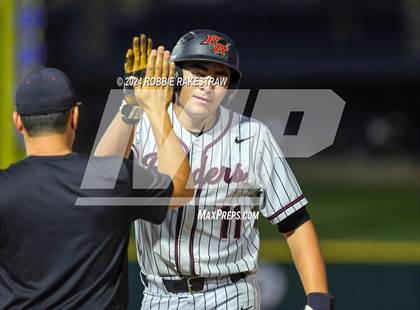 Thumbnail 1 in Grapevine vs. Rouse (UIL 5A Baseball Semifinal) photogallery.
