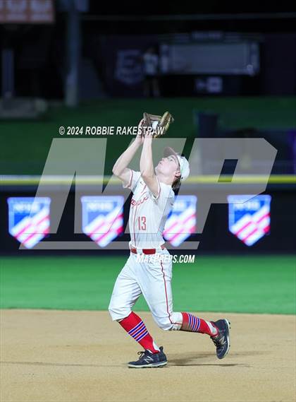 Thumbnail 2 in Grapevine vs. Rouse (UIL 5A Baseball Semifinal) photogallery.