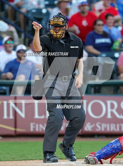 Thumbnail 1 in Grapevine vs. Rouse (UIL 5A Baseball Semifinal) photogallery.