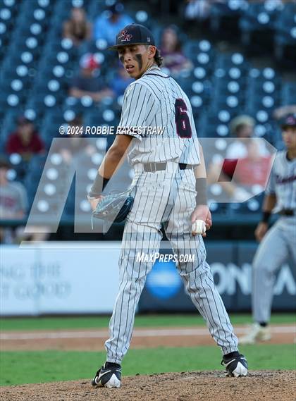 Thumbnail 1 in Grapevine vs. Rouse (UIL 5A Baseball Semifinal) photogallery.