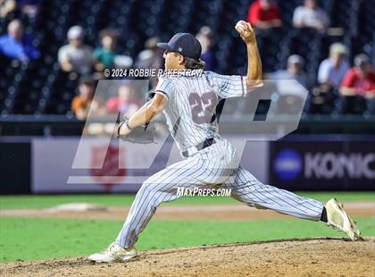 Thumbnail 3 in Grapevine vs. Rouse (UIL 5A Baseball Semifinal) photogallery.