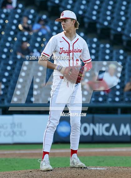 Thumbnail 1 in Grapevine vs. Rouse (UIL 5A Baseball Semifinal) photogallery.