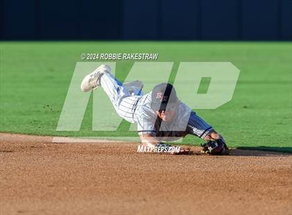 Thumbnail 2 in Grapevine vs. Rouse (UIL 5A Baseball Semifinal) photogallery.