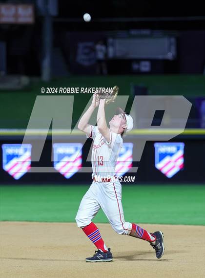 Thumbnail 1 in Grapevine vs. Rouse (UIL 5A Baseball Semifinal) photogallery.
