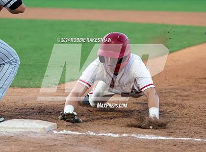 Thumbnail 2 in Grapevine vs. Rouse (UIL 5A Baseball Semifinal) photogallery.