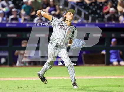 Thumbnail 2 in Grapevine vs. Rouse (UIL 5A Baseball Semifinal) photogallery.