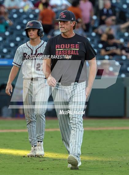 Thumbnail 3 in Grapevine vs. Rouse (UIL 5A Baseball Semifinal) photogallery.