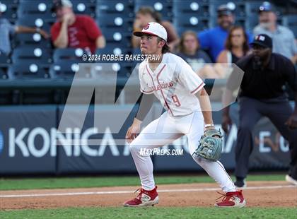 Thumbnail 2 in Grapevine vs. Rouse (UIL 5A Baseball Semifinal) photogallery.