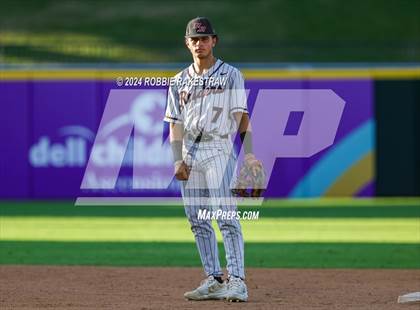 Thumbnail 1 in Grapevine vs. Rouse (UIL 5A Baseball Semifinal) photogallery.