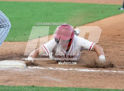 Thumbnail 3 in Grapevine vs. Rouse (UIL 5A Baseball Semifinal) photogallery.