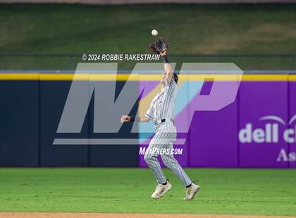 Thumbnail 2 in Grapevine vs. Rouse (UIL 5A Baseball Semifinal) photogallery.