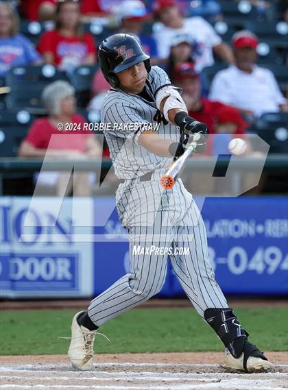 Thumbnail 3 in Grapevine vs. Rouse (UIL 5A Baseball Semifinal) photogallery.