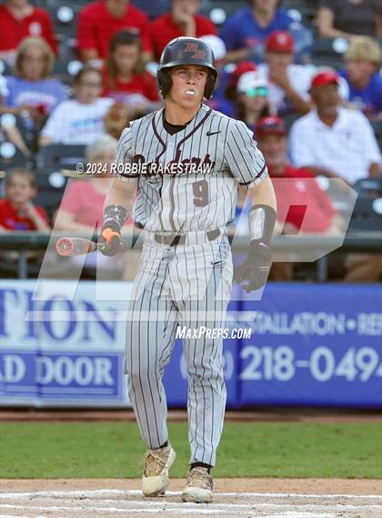Thumbnail 2 in Grapevine vs. Rouse (UIL 5A Baseball Semifinal) photogallery.