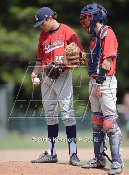 Thumbnail 2 in Runnels vs Riverside (LHSAA 2A Quarterfinal Playoff) photogallery.