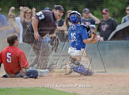 Thumbnail 3 in Runnels vs Riverside (LHSAA 2A Quarterfinal Playoff) photogallery.