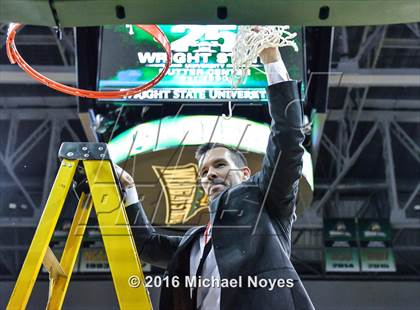 Thumbnail 1 in Wayne @ Lakota East (OHSAA Southwest Sectional Playoff) photogallery.