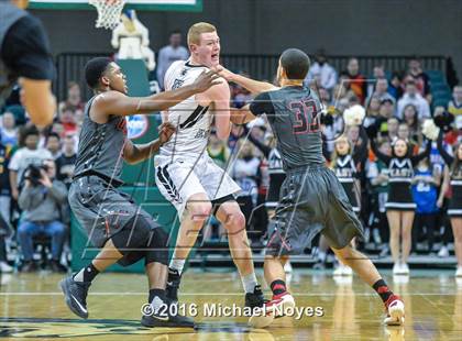 Thumbnail 2 in Wayne @ Lakota East (OHSAA Southwest Sectional Playoff) photogallery.