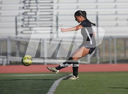 Thumbnail 3 in Spanish Fork @ Cedar Valley (UHSAA 5A Round 1) photogallery.