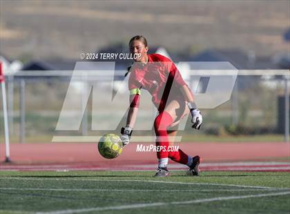 Thumbnail 3 in Spanish Fork @ Cedar Valley (UHSAA 5A Round 1) photogallery.