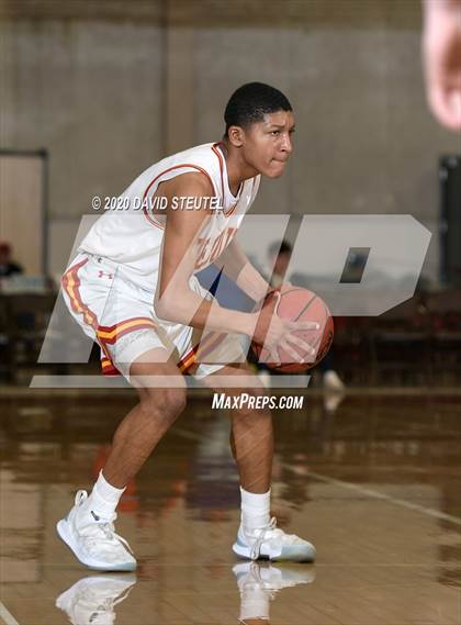 Thumbnail 1 in St. Patrick-St. Vincent vs. Jesuit (Father Kelly Tribute) photogallery.