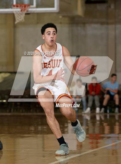 Thumbnail 3 in St. Patrick-St. Vincent vs. Jesuit (Father Kelly Tribute) photogallery.