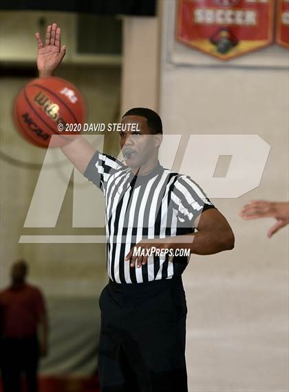Thumbnail 1 in St. Patrick-St. Vincent vs. Jesuit (Father Kelly Tribute) photogallery.
