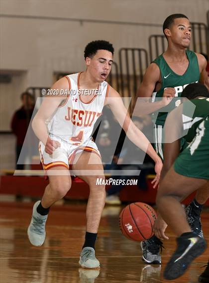 Thumbnail 1 in St. Patrick-St. Vincent vs. Jesuit (Father Kelly Tribute) photogallery.