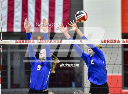 Thumbnail 3 in Robinson @ Lorena photogallery.