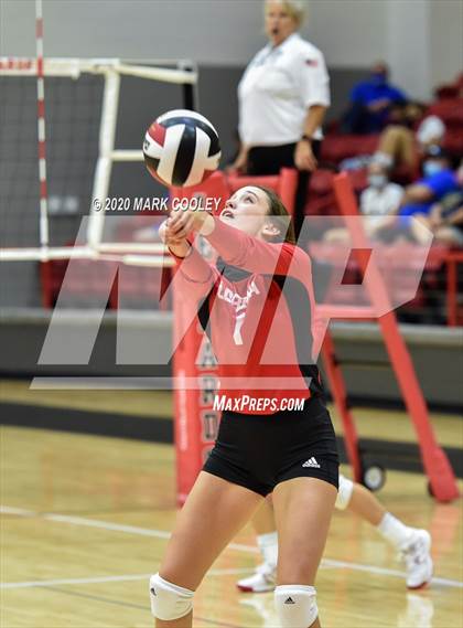 Thumbnail 3 in Robinson @ Lorena photogallery.