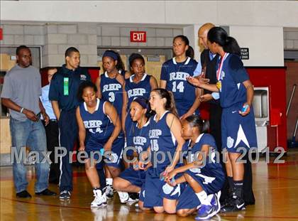 Thumbnail 2 in Mission Prep vs. Rolling Hills Prep (CIF D5 SoCal Regional Final) photogallery.