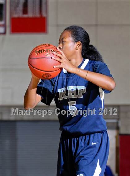 Thumbnail 1 in Mission Prep vs. Rolling Hills Prep (CIF D5 SoCal Regional Final) photogallery.