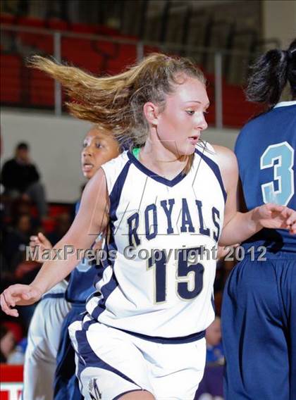 Thumbnail 3 in Mission Prep vs. Rolling Hills Prep (CIF D5 SoCal Regional Final) photogallery.