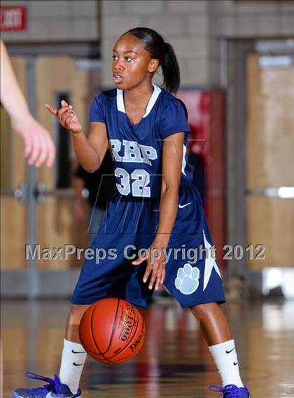 Thumbnail 2 in Mission Prep vs. Rolling Hills Prep (CIF D5 SoCal Regional Final) photogallery.