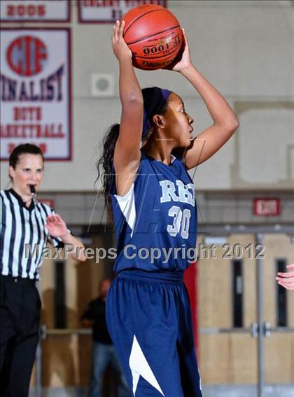 Thumbnail 3 in Mission Prep vs. Rolling Hills Prep (CIF D5 SoCal Regional Final) photogallery.