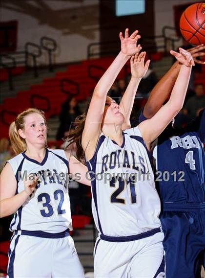 Thumbnail 2 in Mission Prep vs. Rolling Hills Prep (CIF D5 SoCal Regional Final) photogallery.