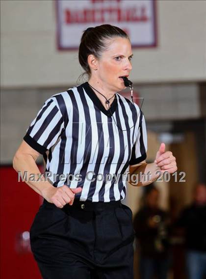 Thumbnail 1 in Mission Prep vs. Rolling Hills Prep (CIF D5 SoCal Regional Final) photogallery.