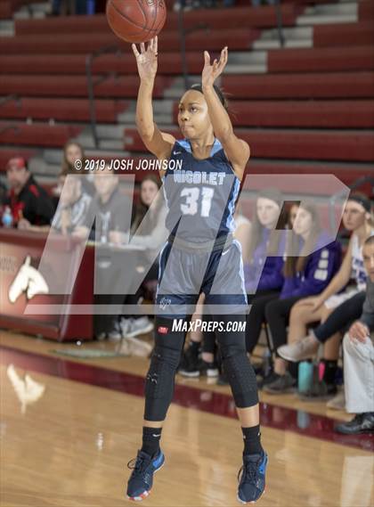 Thumbnail 2 in Nicolet @ Ellsworth photogallery.