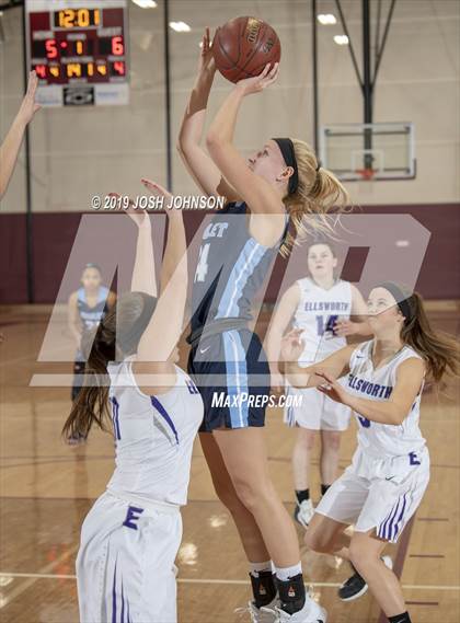 Thumbnail 2 in Nicolet @ Ellsworth photogallery.