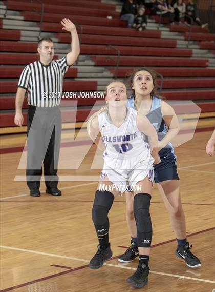 Thumbnail 3 in Nicolet @ Ellsworth photogallery.