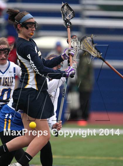 Thumbnail 1 in West Babylon @ West Islip photogallery.
