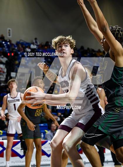 Thumbnail 3 in Morrilton vs. Mills University Studies (AAA 4A Final) photogallery.