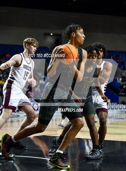 Thumbnail 1 in Morrilton vs. Mills University Studies (AAA 4A Final) photogallery.